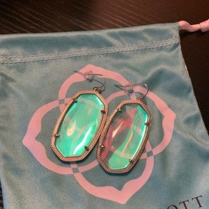 Kendra Scott earrings: Danielle